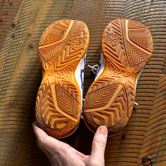 ASICS Upcourt 5 Womens, Size 8 - like NEW! - Picture 5 of 7